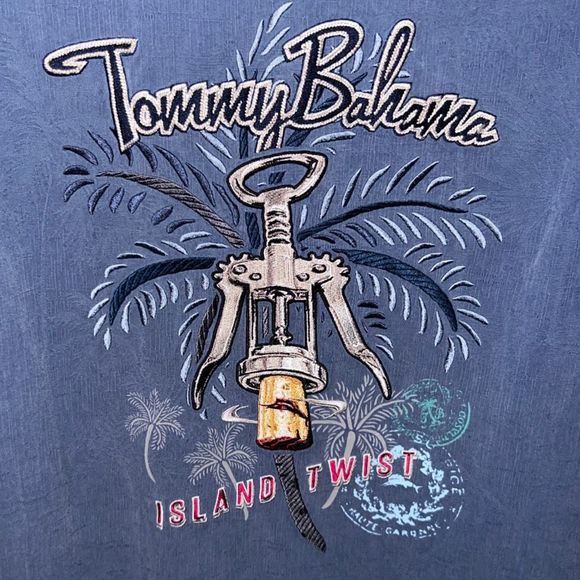 Tommy Bahama Blue Island Twist 100% Silk Embroidered Button Up Size XL - Picture 1 of 5